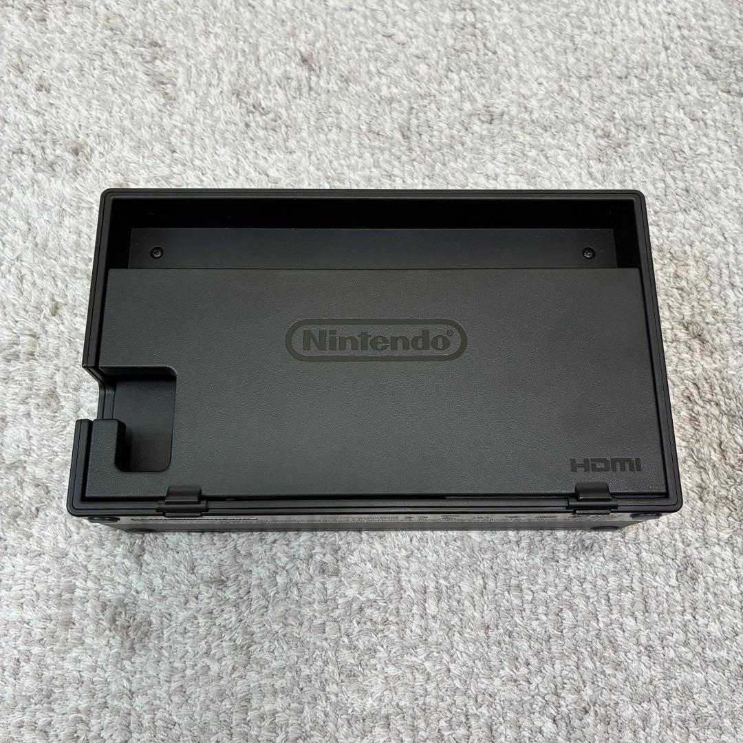 Nintendo Switch 本体 グレー 付属品とハンドル付き