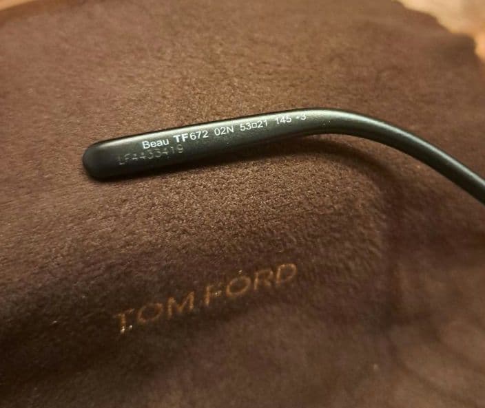 美品 TOM FORD サングラス TF672 02N トムフォード