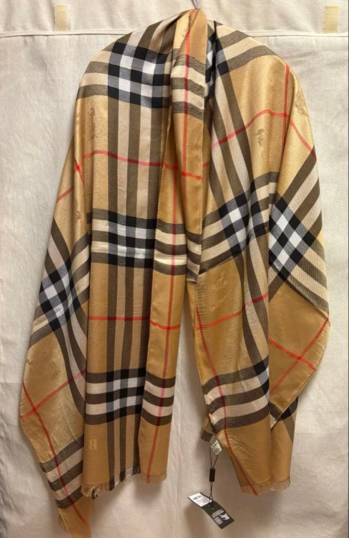 新品未使用 BURBERRY カシミヤ100 大判ストール シャドーホース 金
