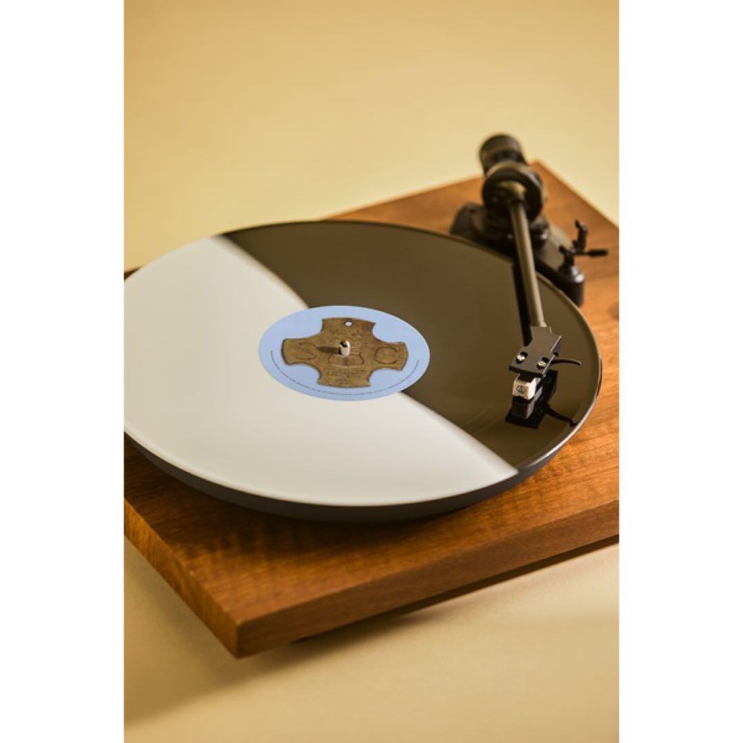 Man's Best Friend　直筆サイン入りレコード　別絵柄ジャケット