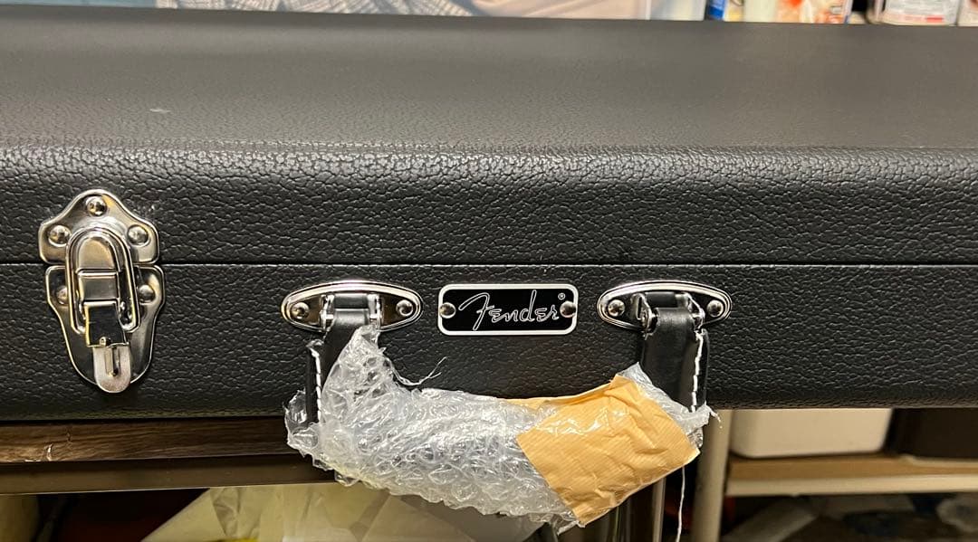 即発送 Fender bass用　純正ハードケース 鍵付き
