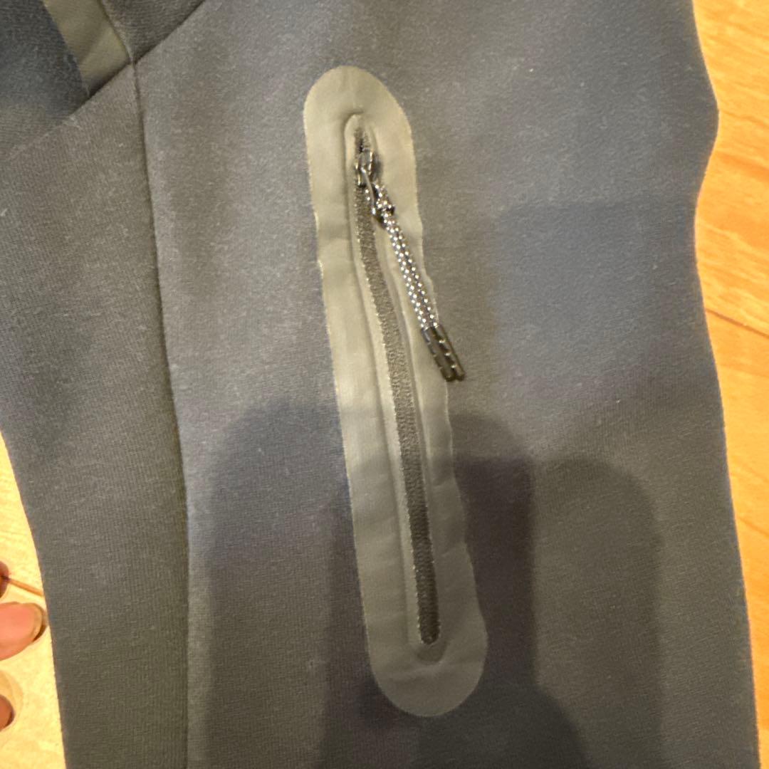 Nike テックフリース上下　ブラック
