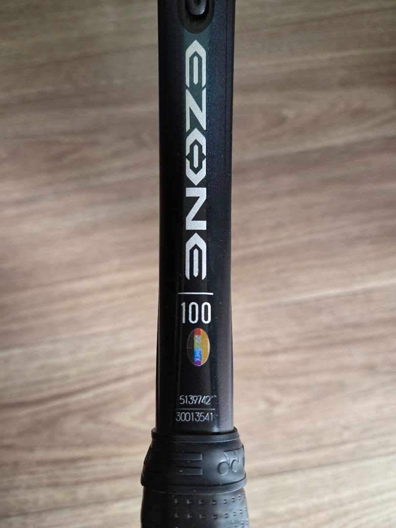 YONEX EZONE100(アクアナイトブラック,G2)