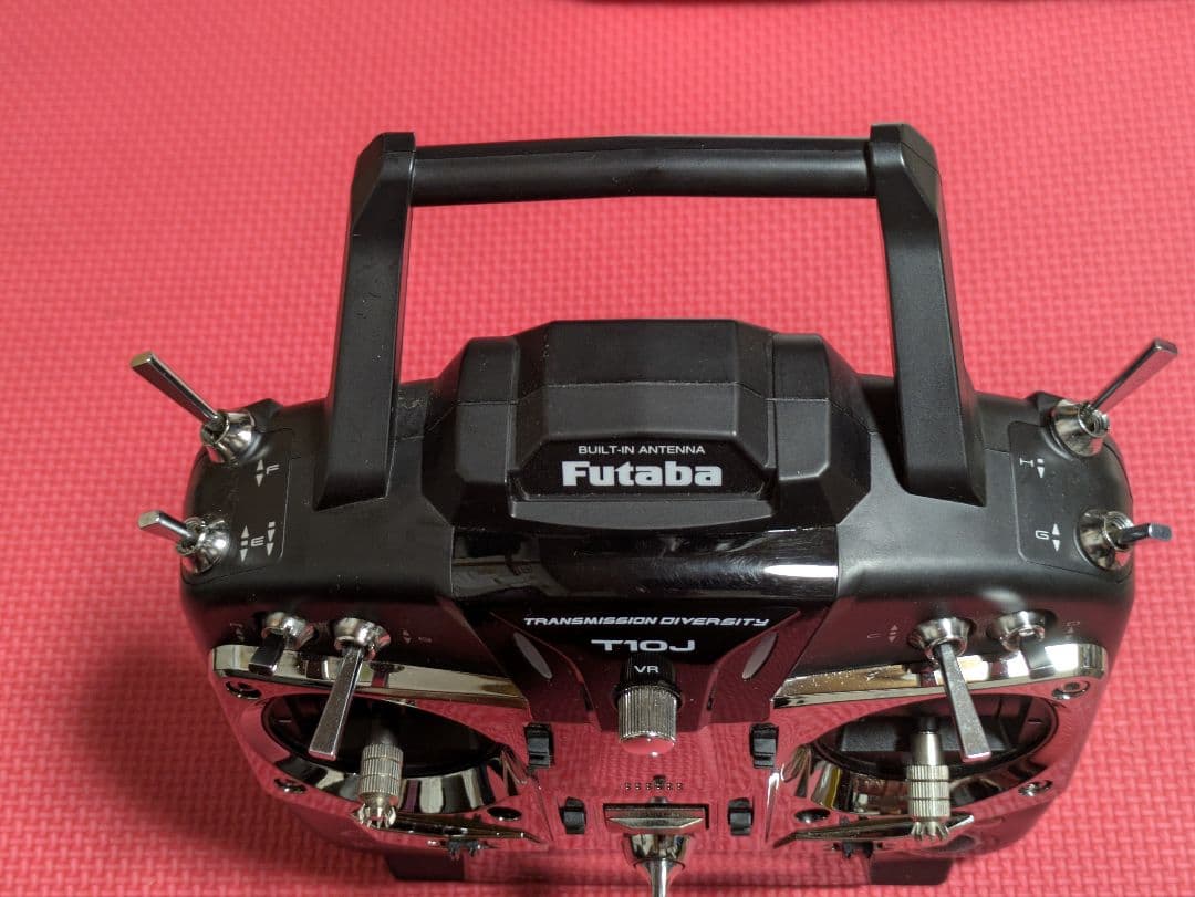 Futaba T10J モード1ヘリ用（飛行機用ラチェット付属）送信機のみ