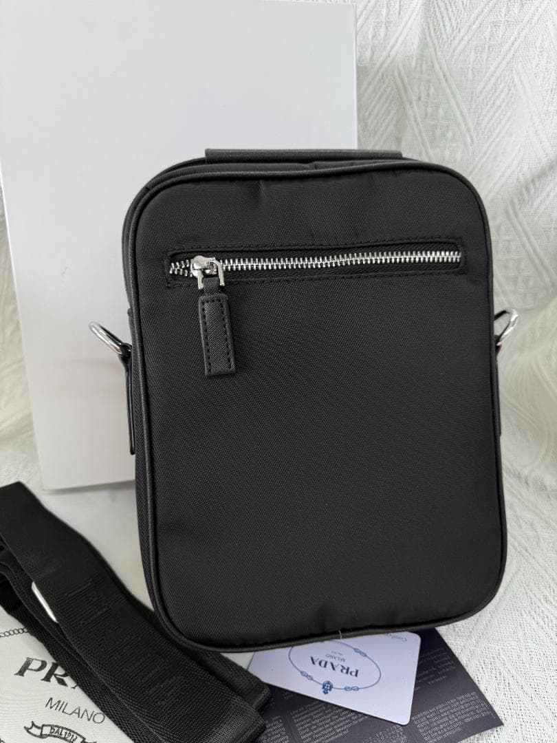 非売品 PRADA ショルダーバッグ カメラバッグ VIP @*11