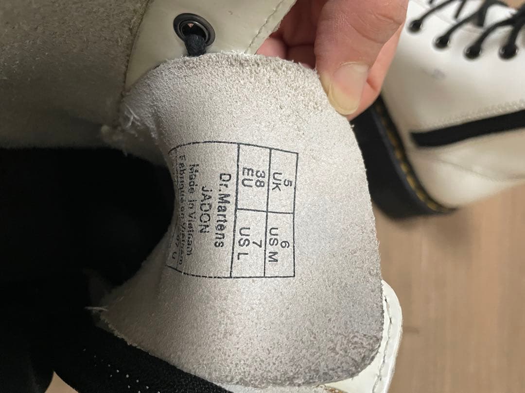 Dr.Martens ホワイト8ホール EＵ38