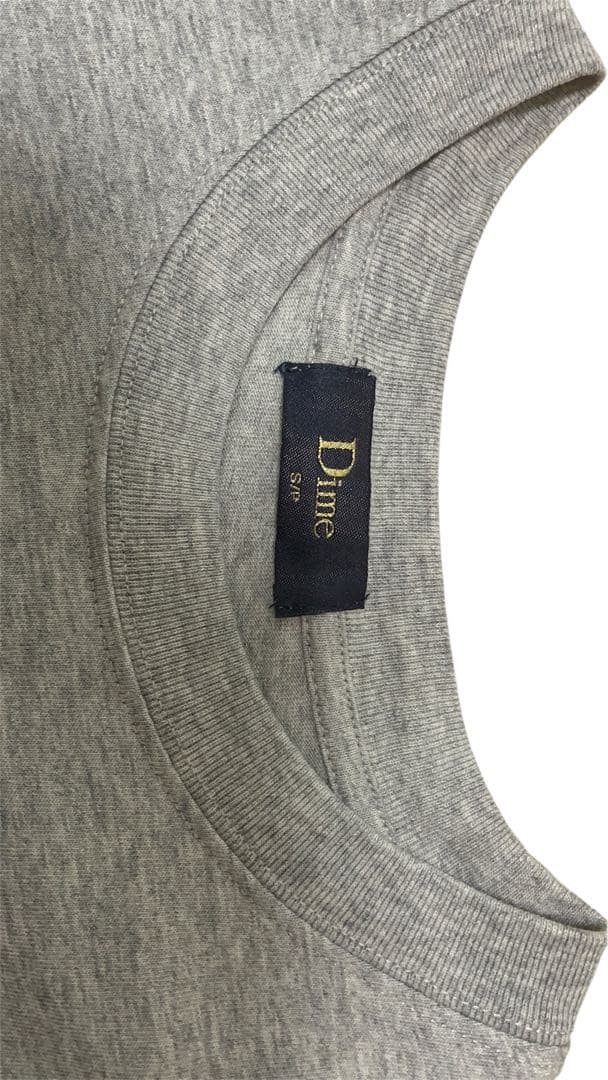 Dime グレー Tシャツ ロゴプリント