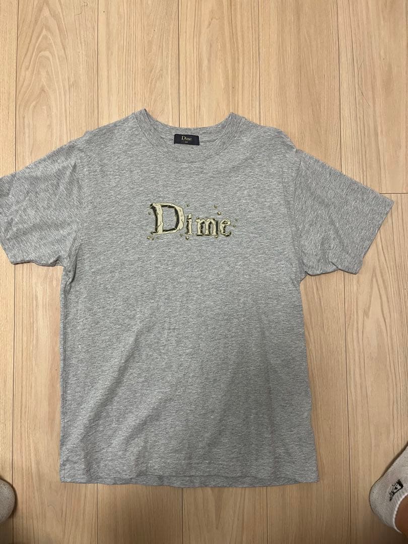 Dime グレー Tシャツ ロゴプリント