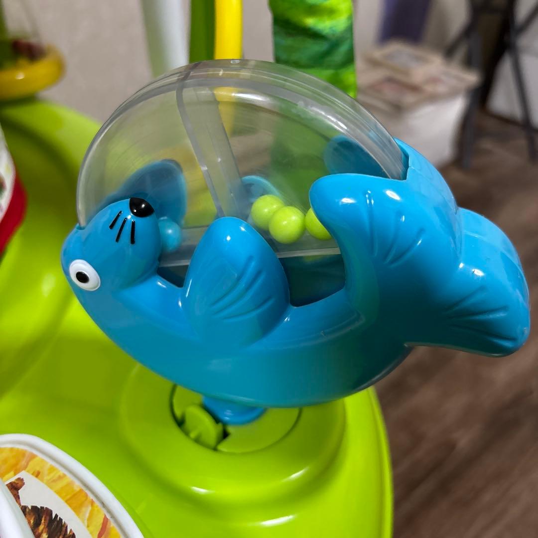 はらぺこあおむしアクティビティジャンパー