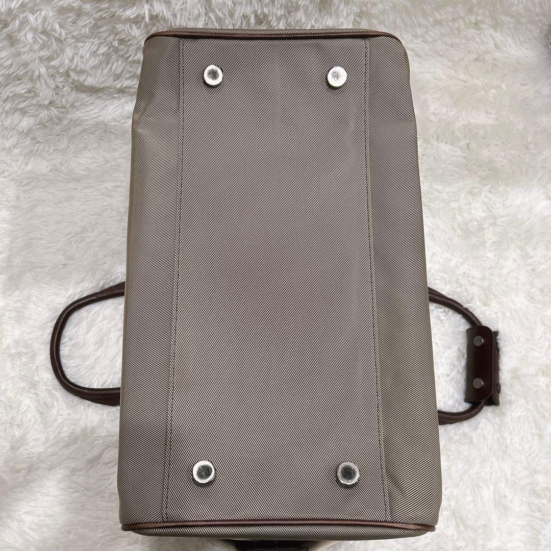 Salvatore Ferragamo フェラガモ ボストンバッグ レザー大容量