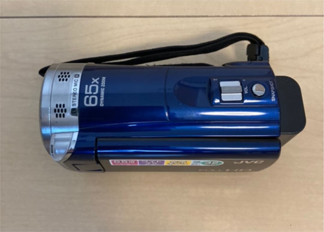 訳あり！J V C ビデオカメラ　GZーE565