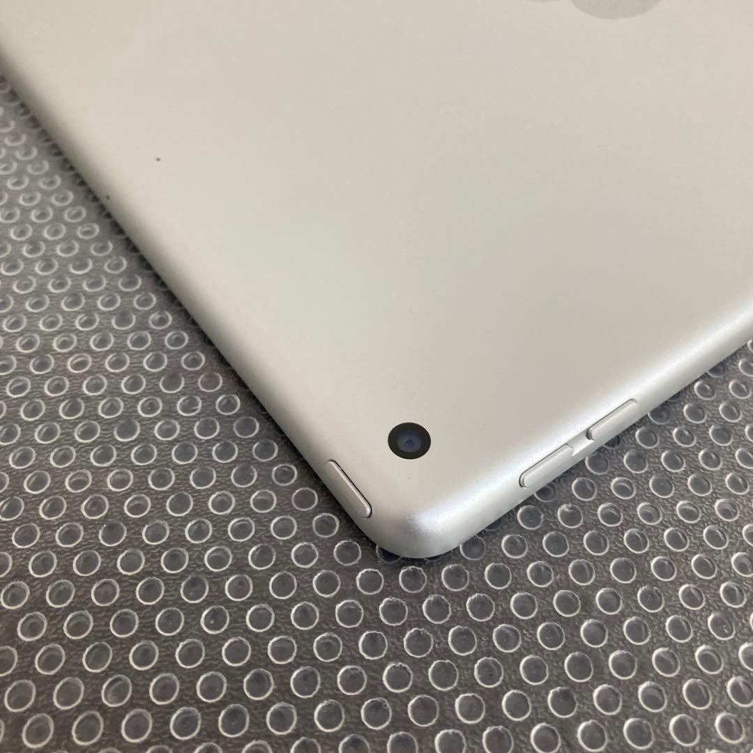 615【早い者勝ち】電池良好☆iPad8 第8世代 32GB WIFIモデル☆