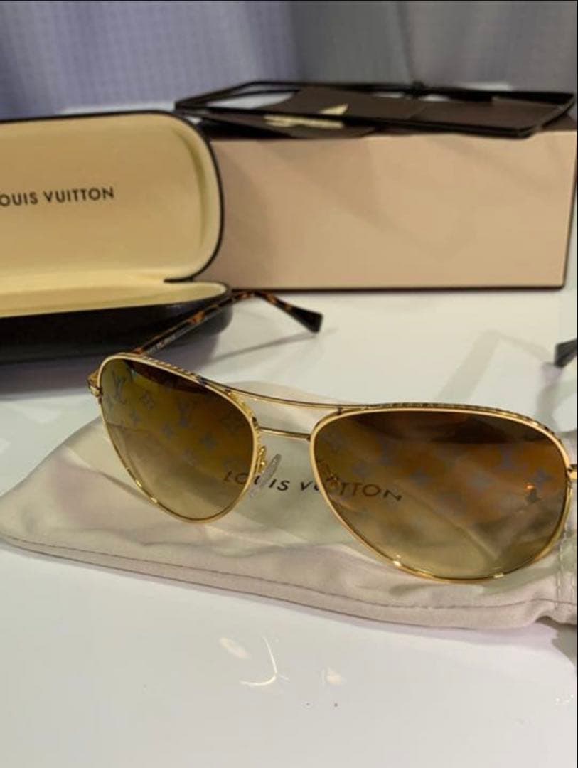 LOUIS VUITTON ルイヴィトン コンスピラシオン パイロットサングラス
