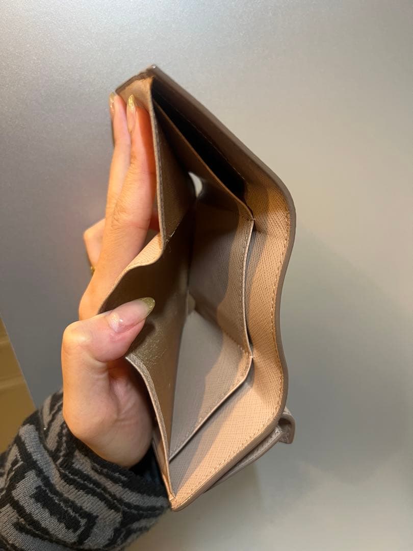 PRADA シプリア　三つ折り財布