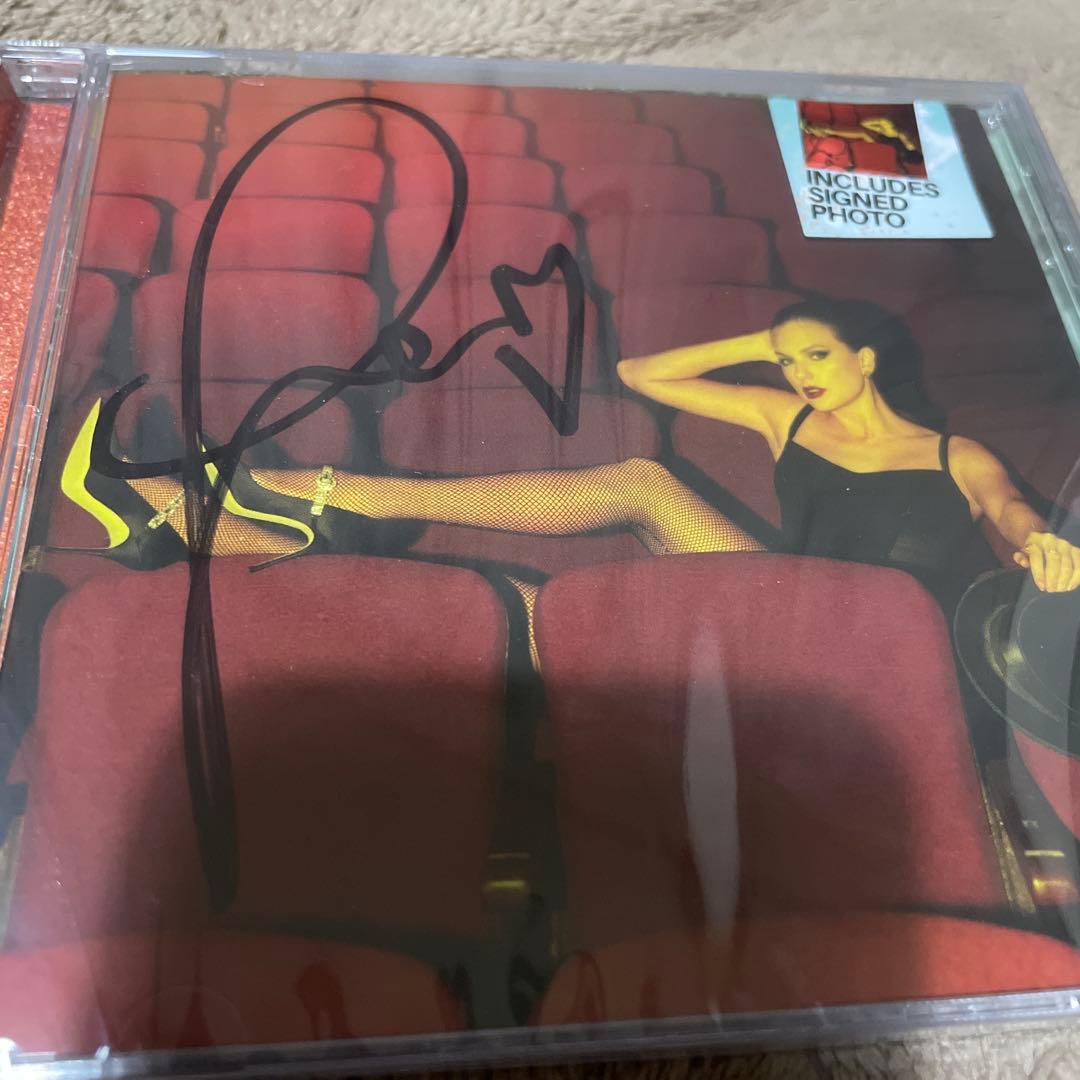 テイラースウィフトTHE LIFE OF A SHOWGIRL 直筆サインCD