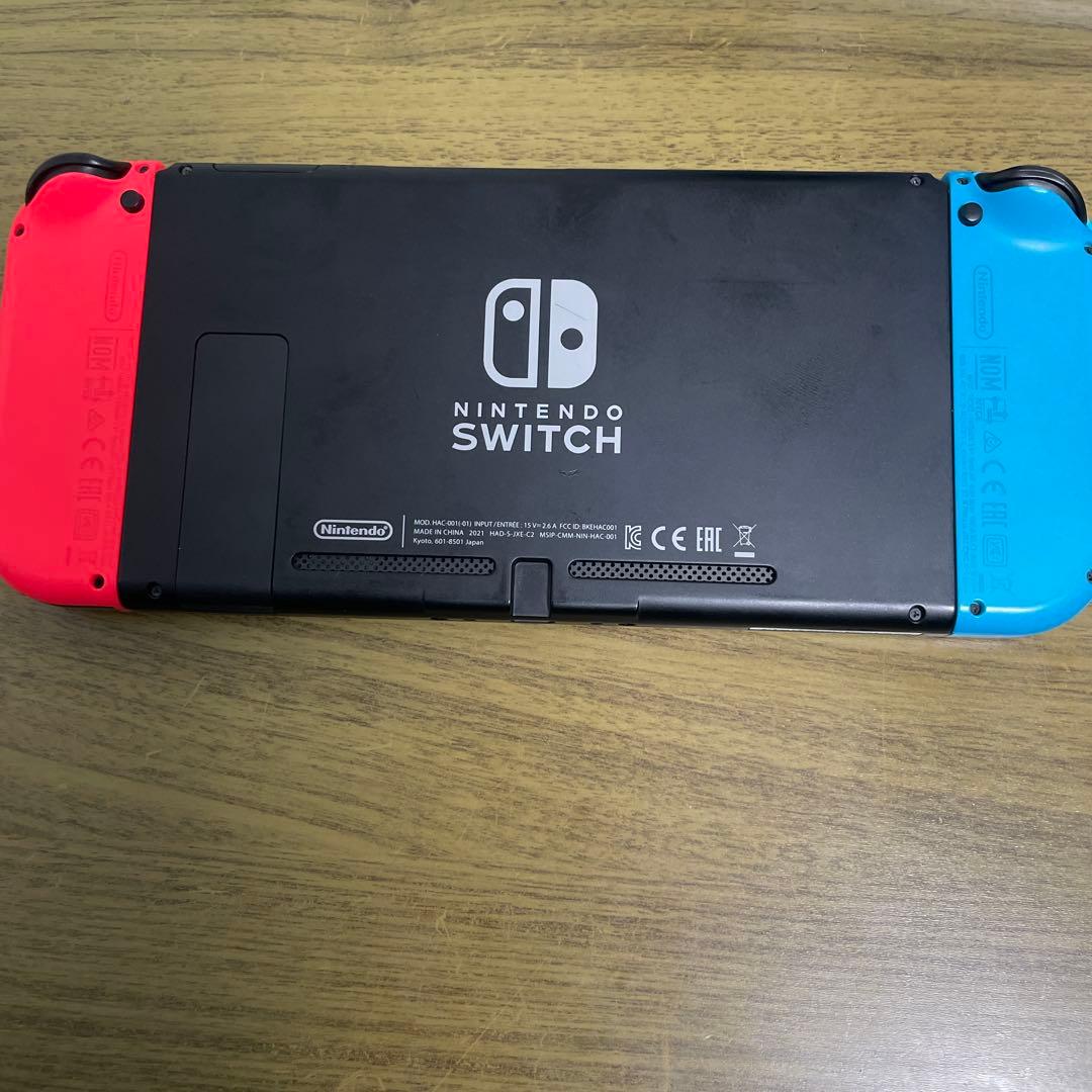 Nintendo Switch 本体　ハードケース付き
