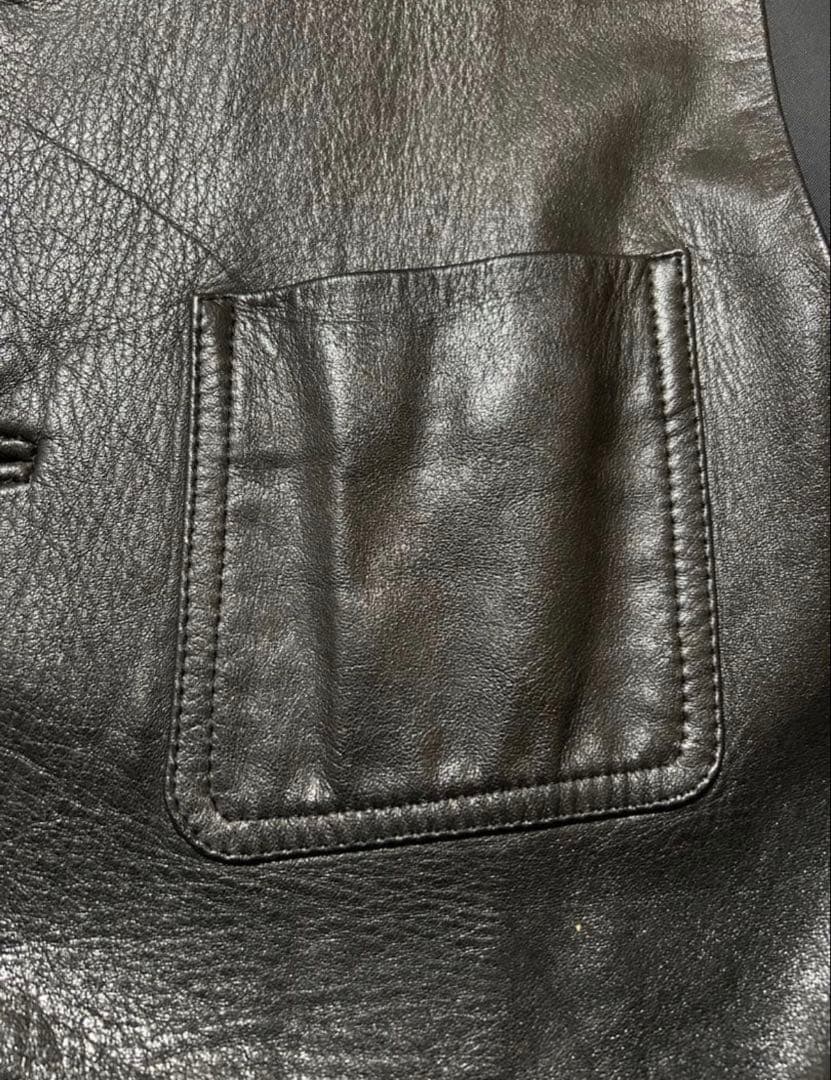 イッセイミヤケ／ISSEY MIYAKE レザー ベスト 黒