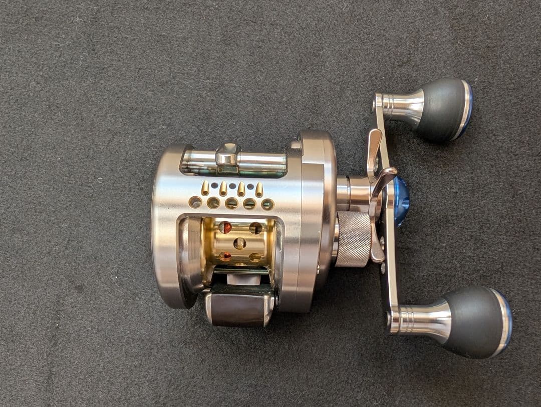 リール SHIMANO CALCUTTA CONQUEST 200DC