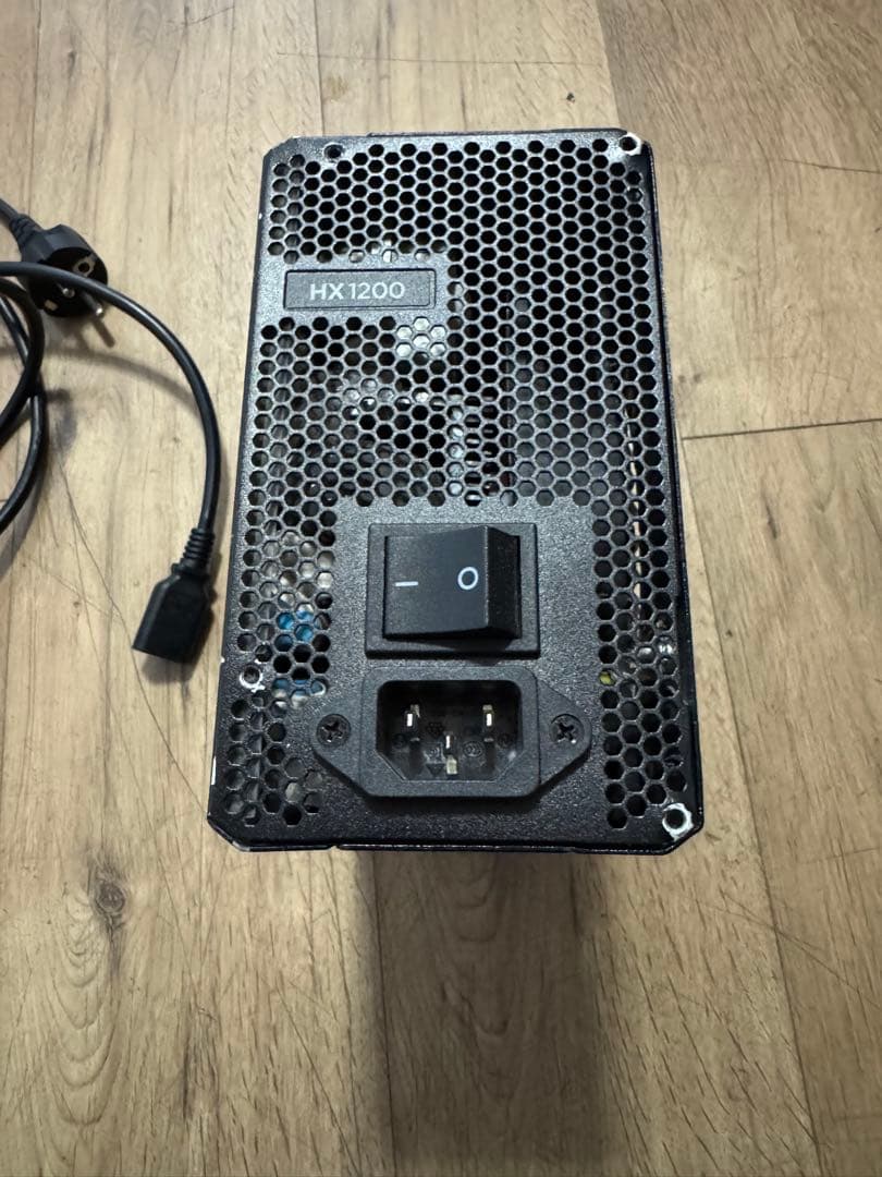 CORSAIR HX1200 1200W 電源ユニット