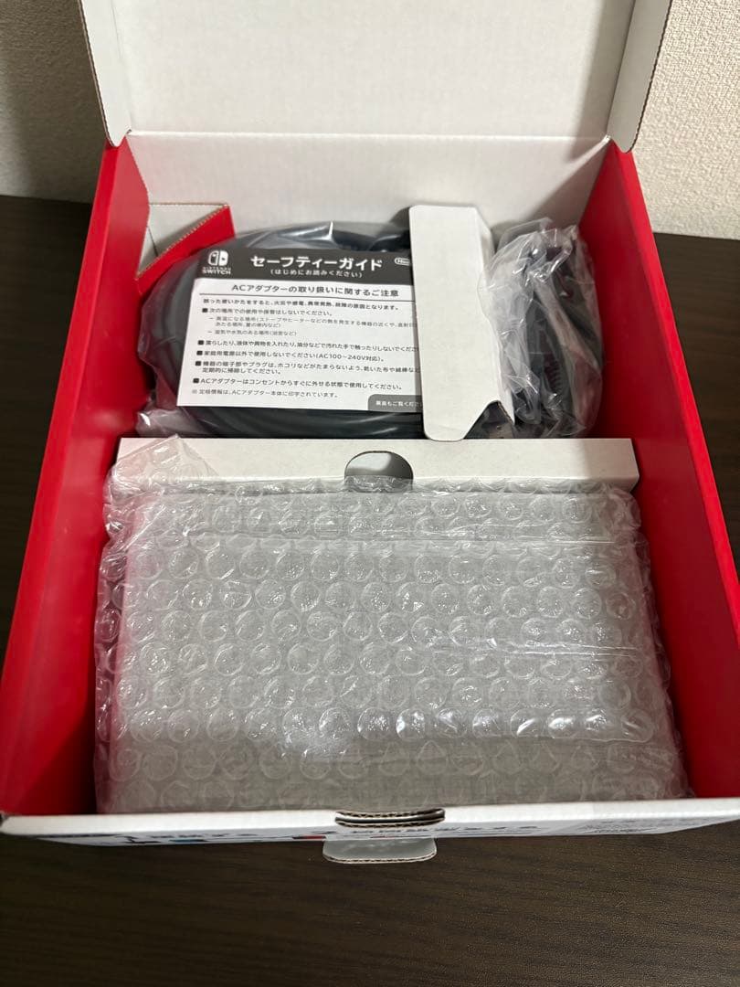 Nintendo Switch 本体 青/赤 ジョイコン付き