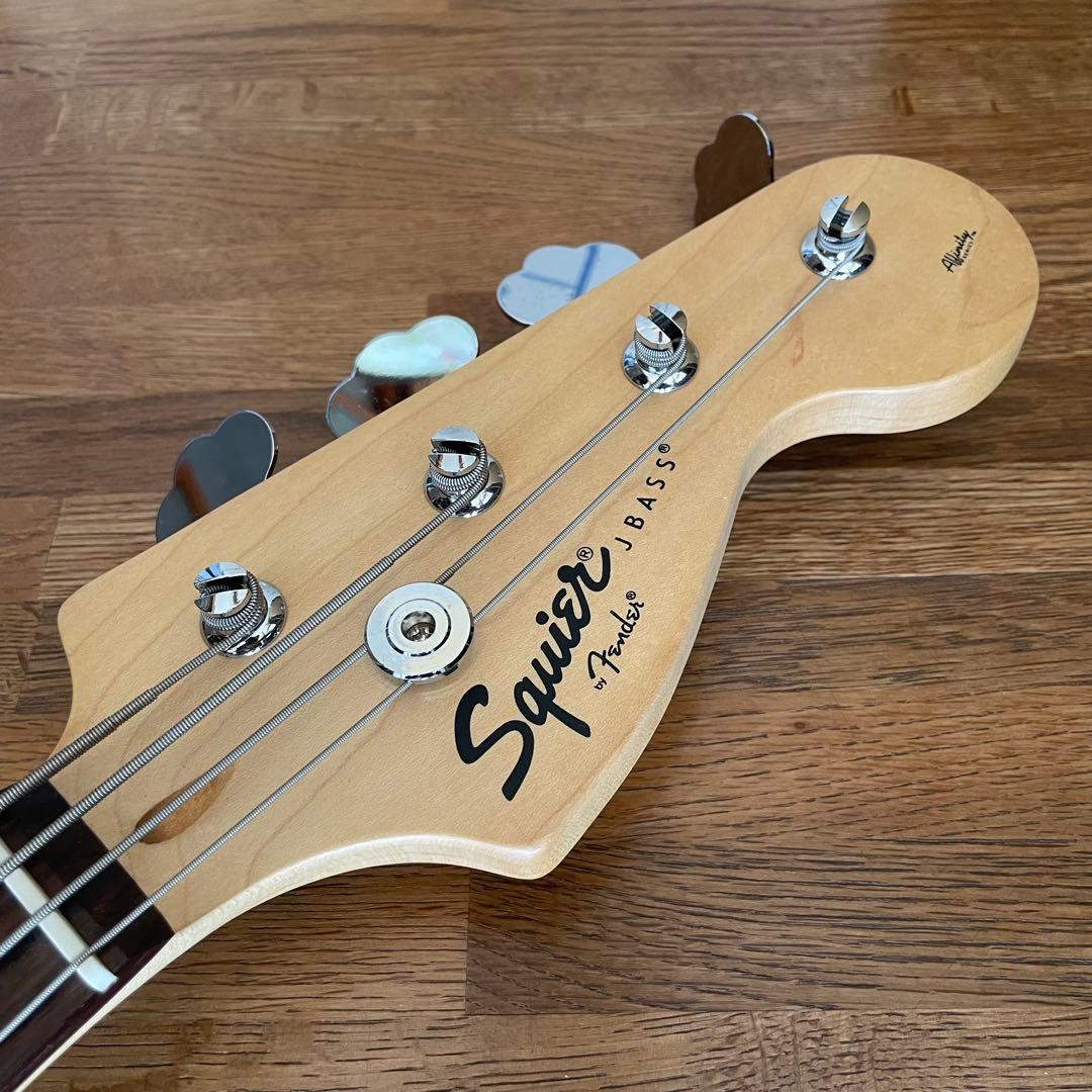 Squier jazz bass Affinity series ジャズベース