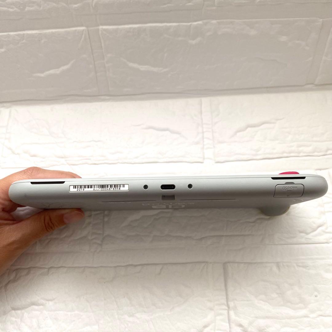 【いちごミルキー 】Nintendo Switch Lite ポケモン