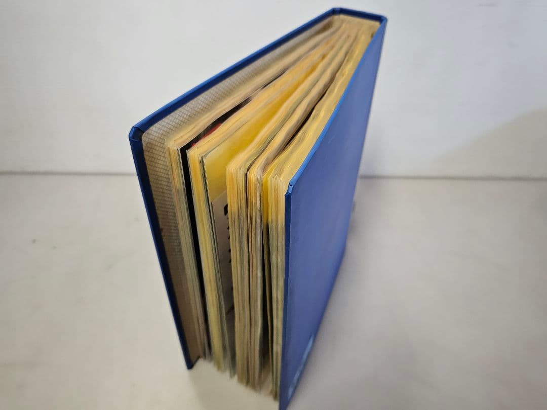 ⑨超美品！斉藤由貴シリーズ 雑誌切り抜き 大量！ファイル綴じ 約370ページ良好