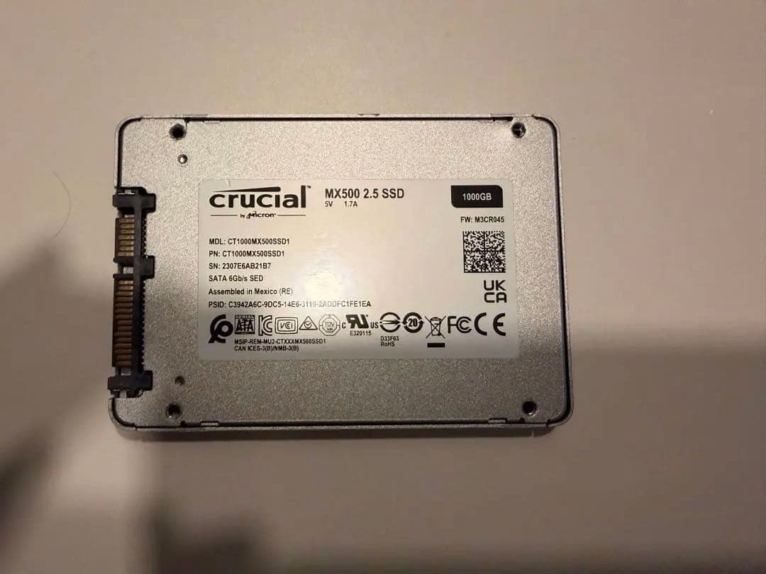 Crucial SSD 1TB MX500 2.5インチ　送料無料