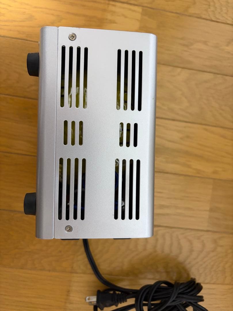 T1-20 変圧器 1500VA 100V/230V