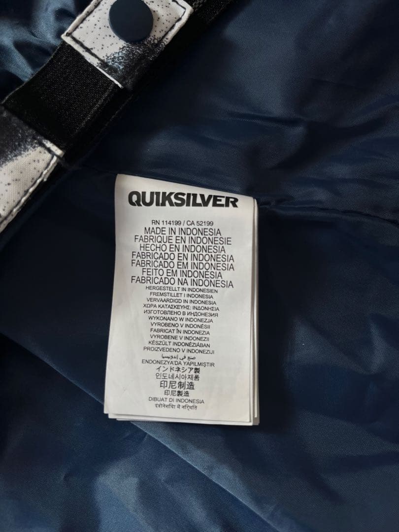 Quiksilver スノーボードウェア セットスキーウェア男女兼用