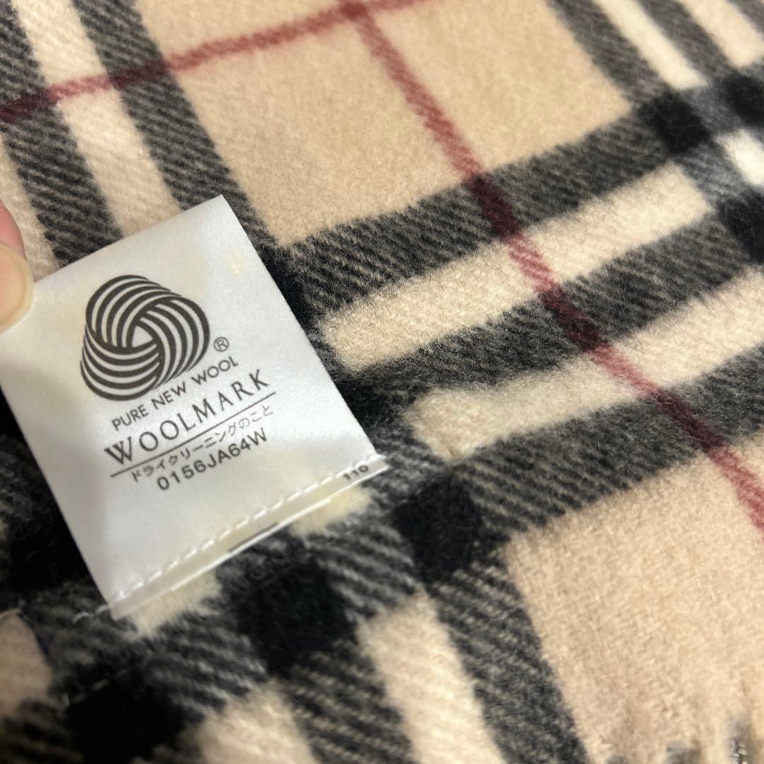 【未使用・訳あり】BURBERRY　膝掛け　Wool100 %　ブランケット