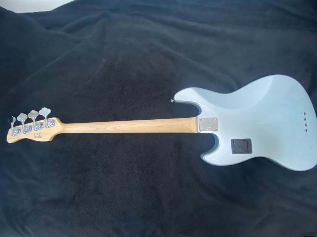 美品　Sire V7 Alder 4st 2nd Generation