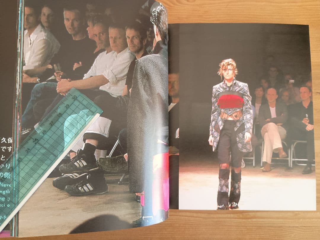 アンリミテッド：コム デ ギャルソン COMME des GARCONS