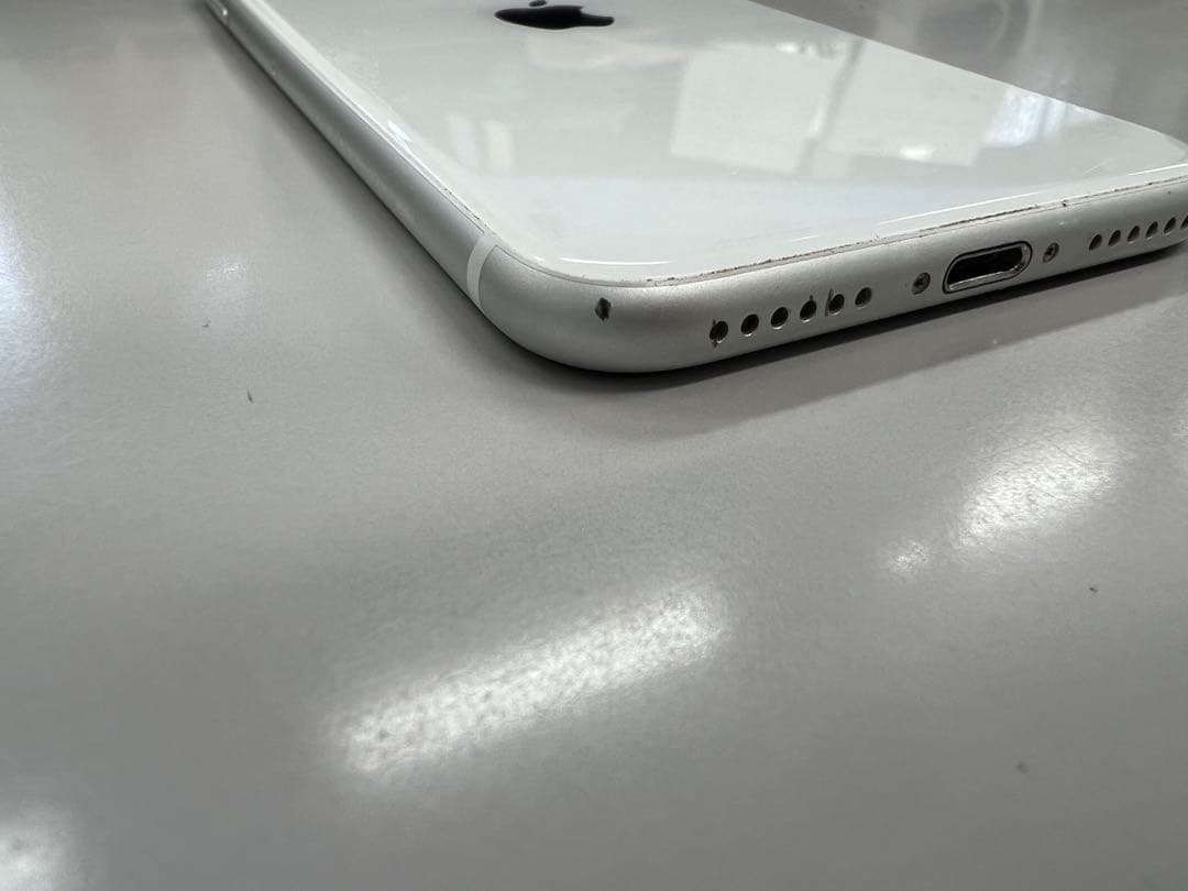 Apple iPhone SE (第２世代) ホワイト ジャンク 128GB