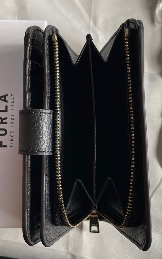 FURLA フルラ 二つ折り財布 カメリア Mサイズ レディース