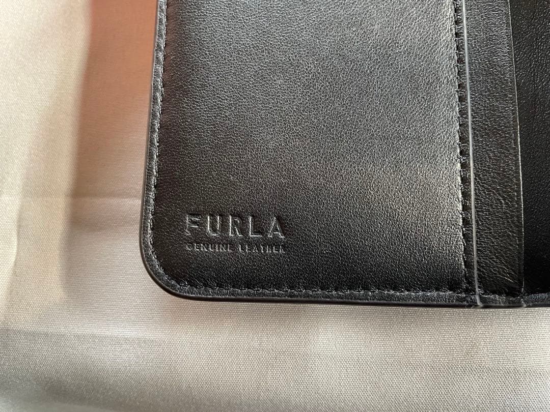 FURLA フルラ 二つ折り財布 カメリア Mサイズ レディース