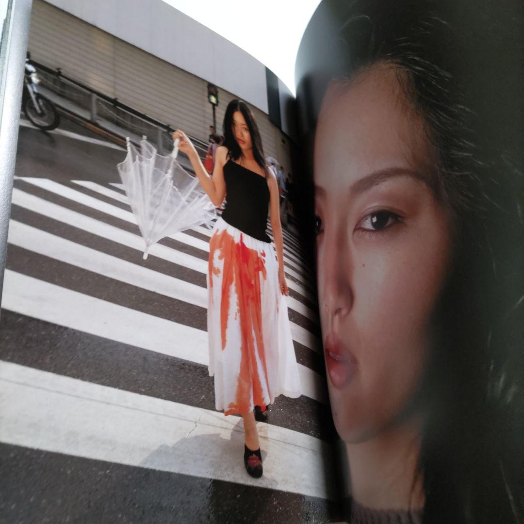 唄女　荒木経惟女性シンガー19人撮 椎名林檎　小島麻由美　ボニーピンク　坂本美雨