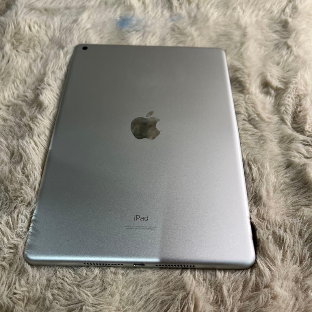 Apple iPad (第９世代) Wi-Fi 256GB シルバー