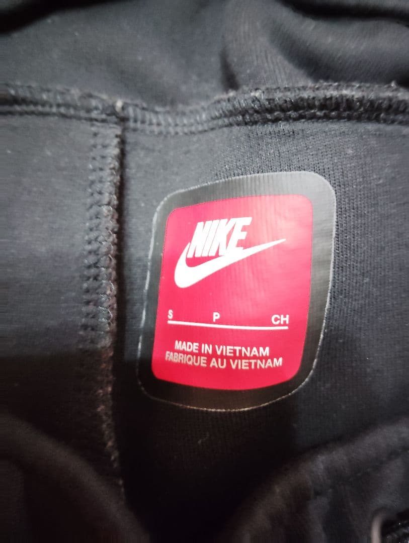 Nike レッドブラック セットアップ Sサイズ　限定色　赤黒　テックフリース