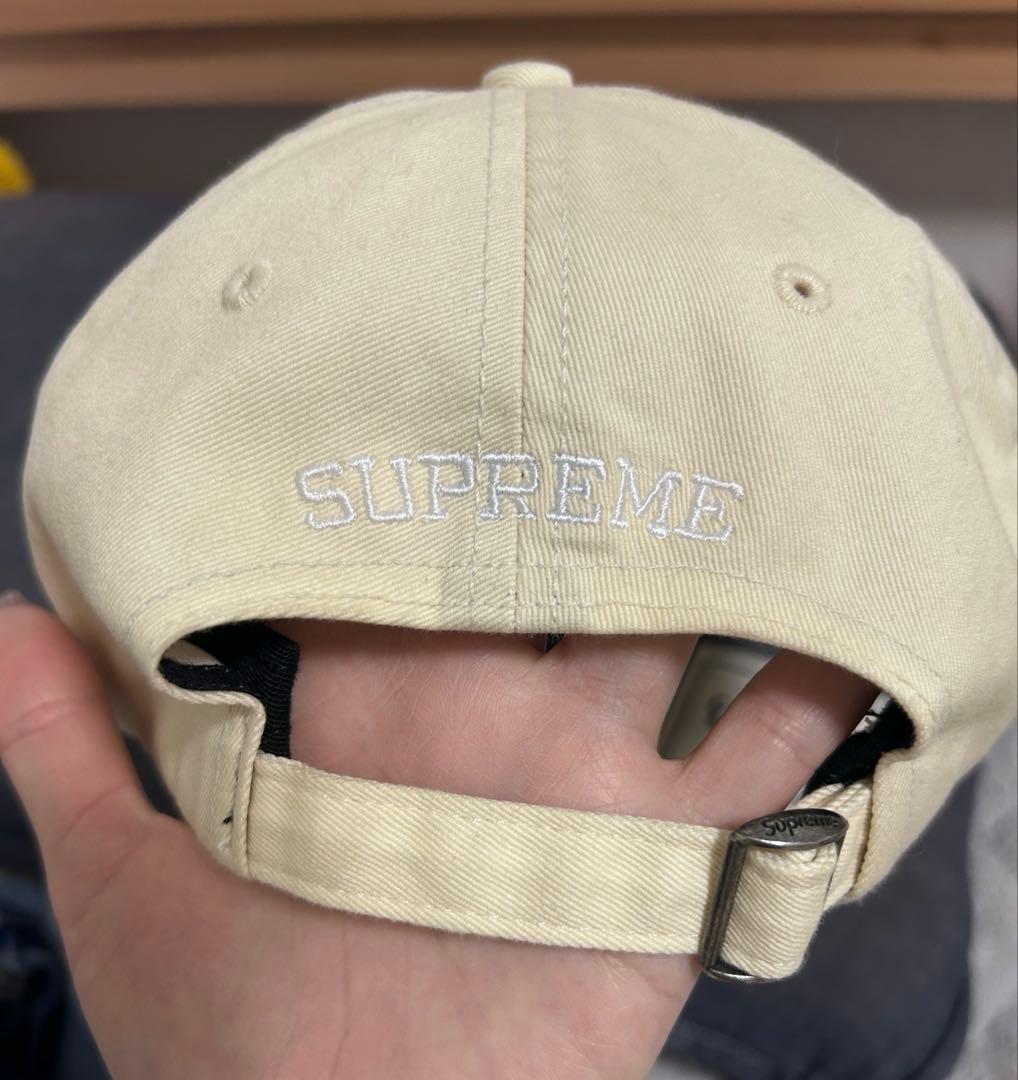 Supreme ロゴキャップ
