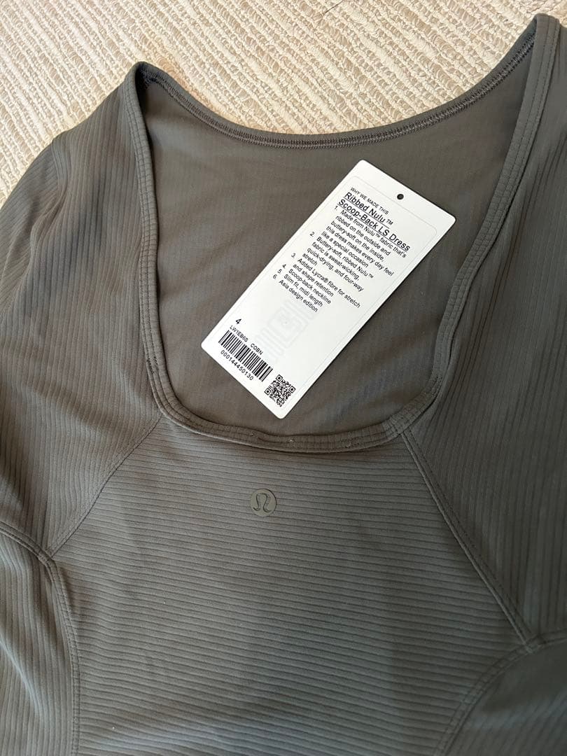 lululemon ワンピース カーキ 4