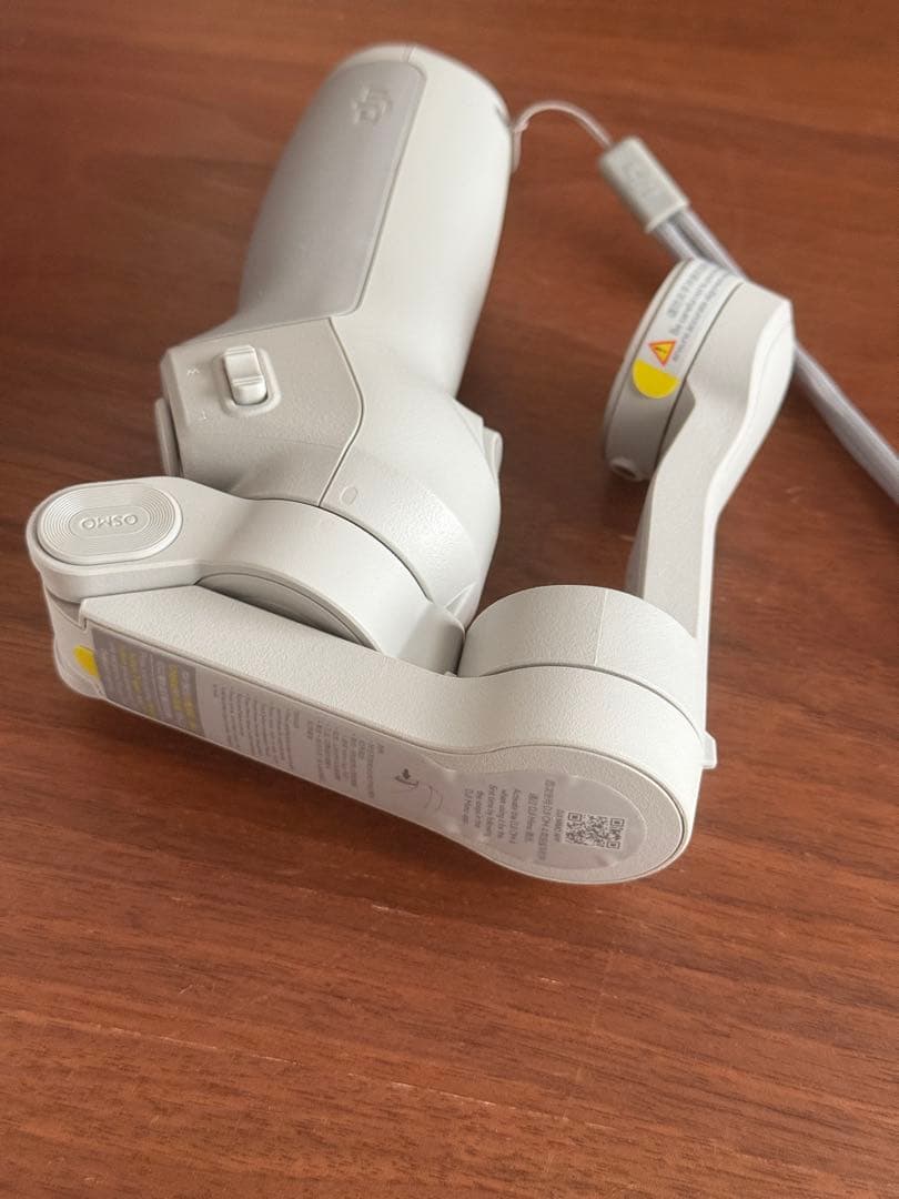 DJI OM 4 スマートフォン用スタビライザー