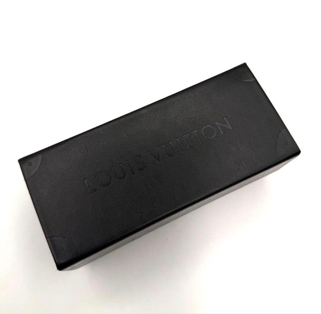 LOUIS VUITTON スクエアサングラス