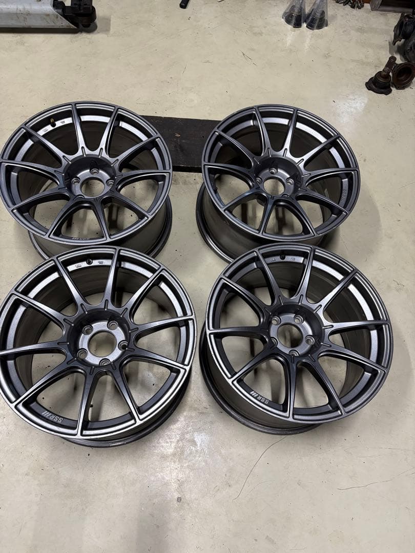 SSR GTX01 18インチ 114.3-5-9j +15 4本セット
