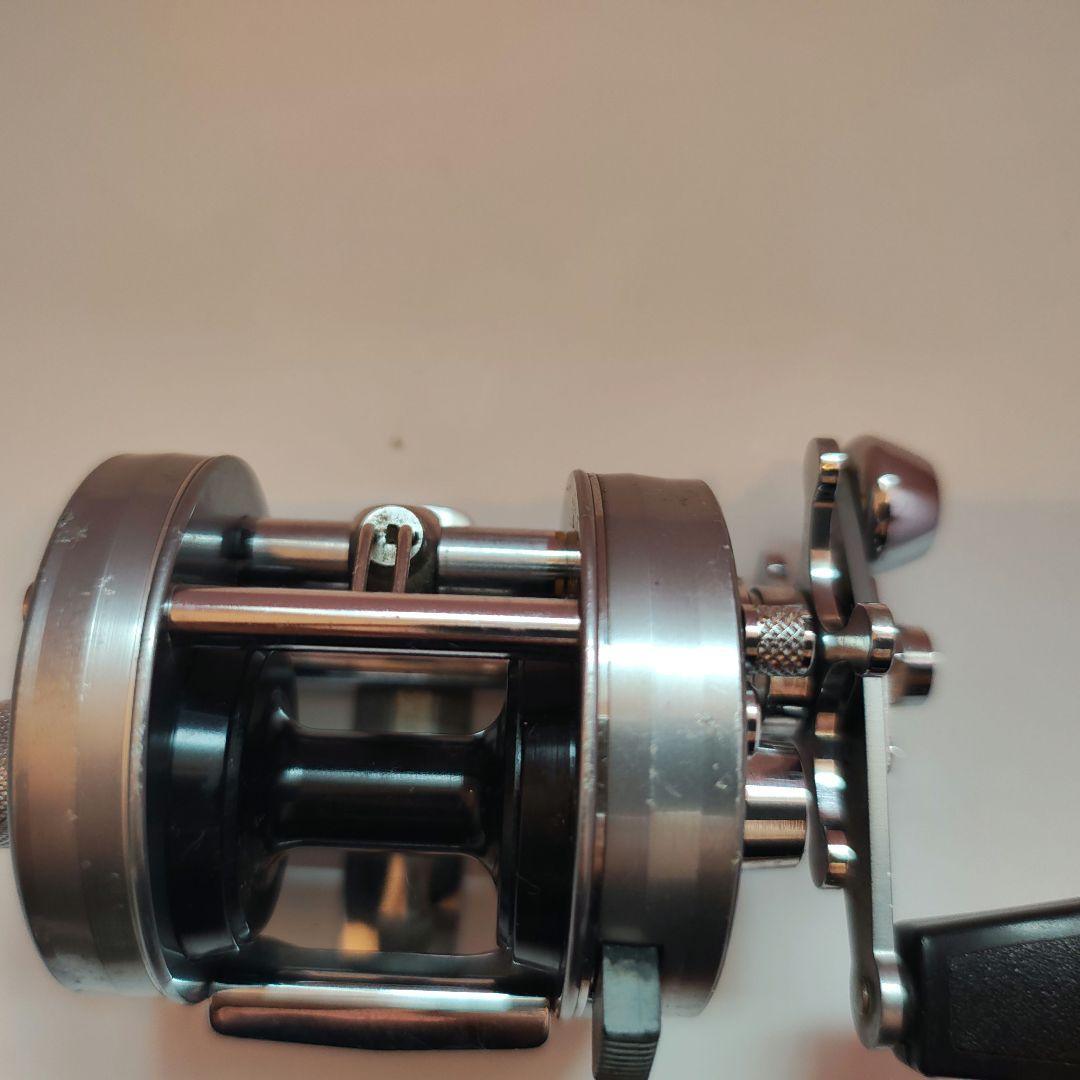 ABU Ambassadeur 2500CI ベイトリール