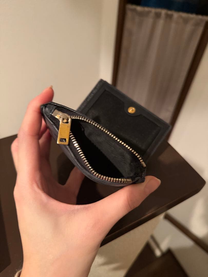 YSL ネイビー 二つ折り財布