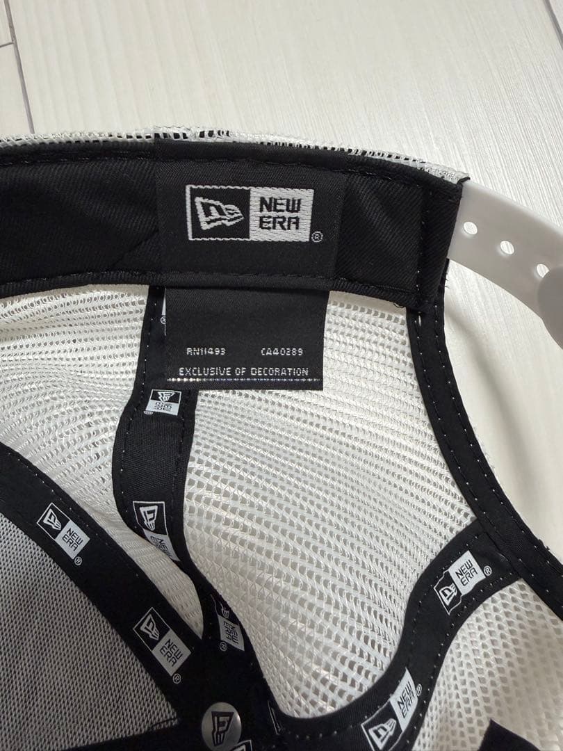 FCRB NEW ERA 9FORTY A-FRAME MESH CAP 黒×白