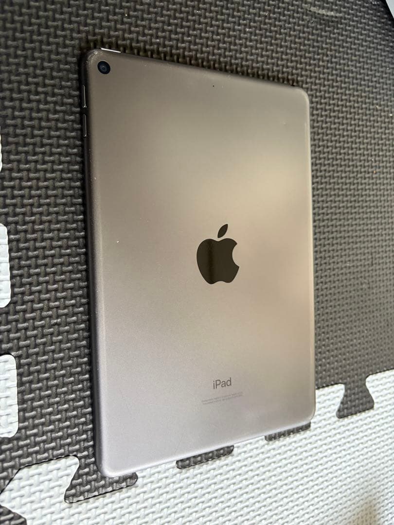 iPad mini 7.9インチ 第5世代 MUQW2J/A スペースグレイ