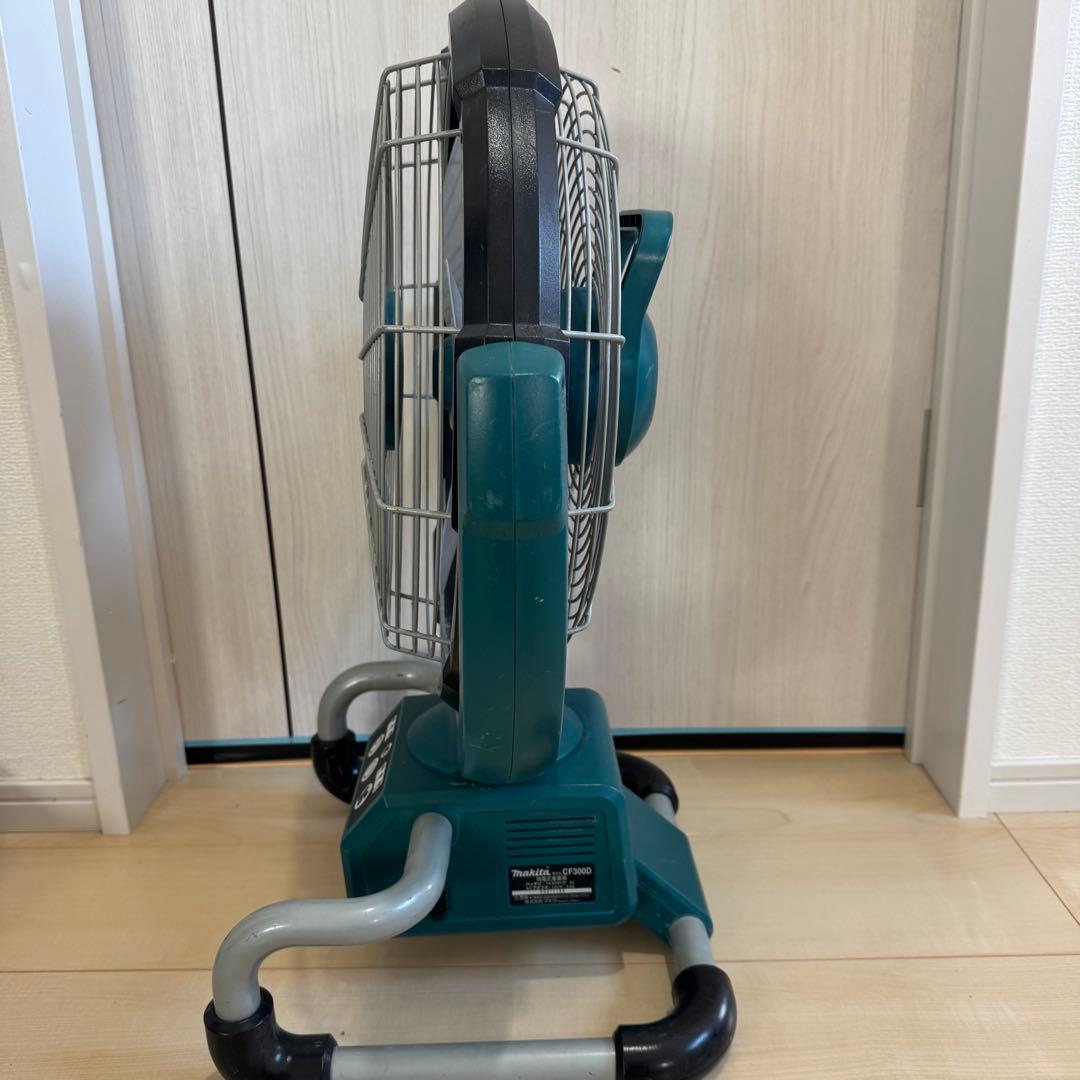 makita マキタ 扇風機 充電式産業扇 CF300D