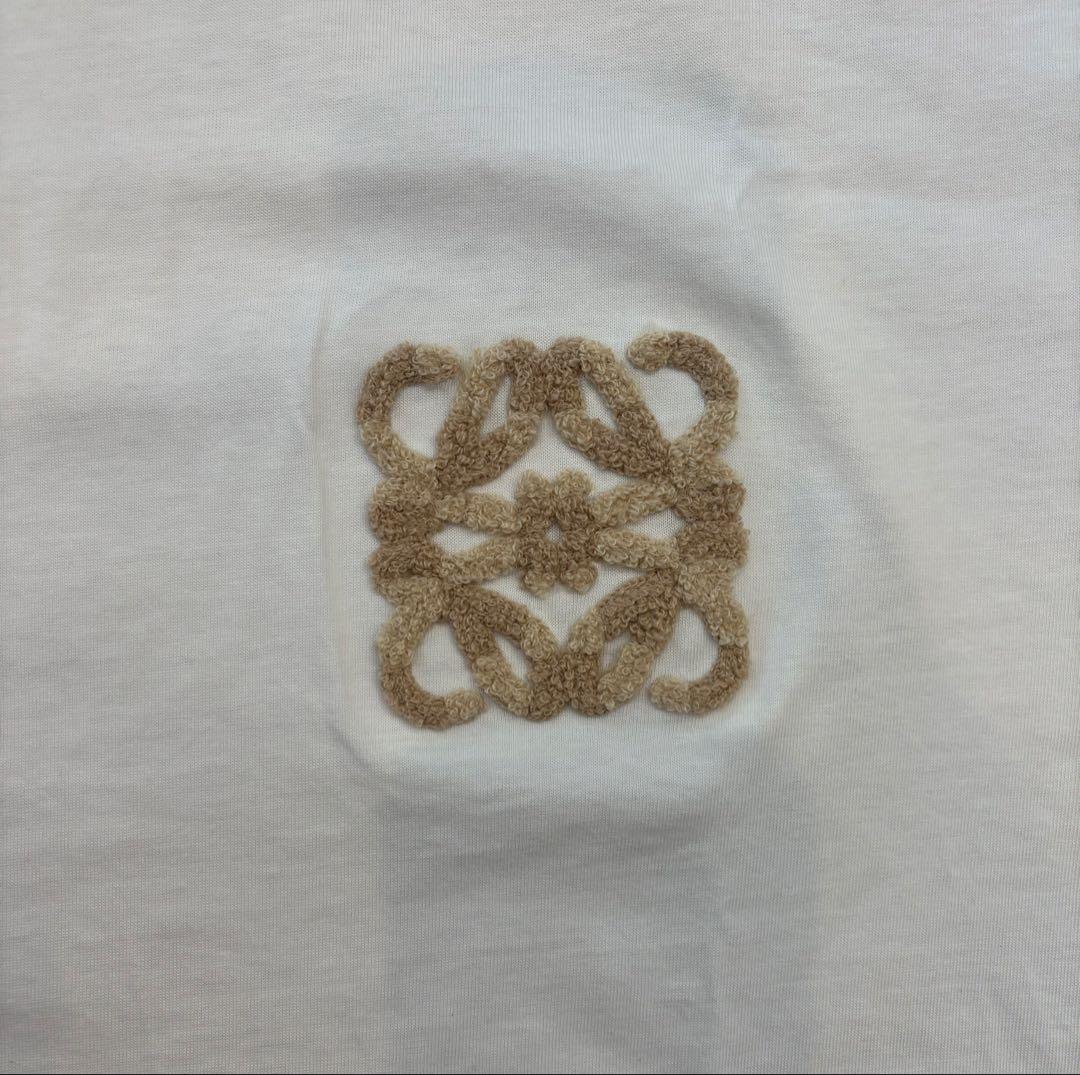 m*i様 LOEWE ロエベ ホワイト Tシャツ ロゴ刺繍